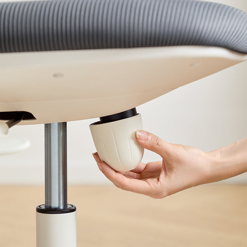 Mesh Adjustable Rolling Office Chair with Ergonomic Support