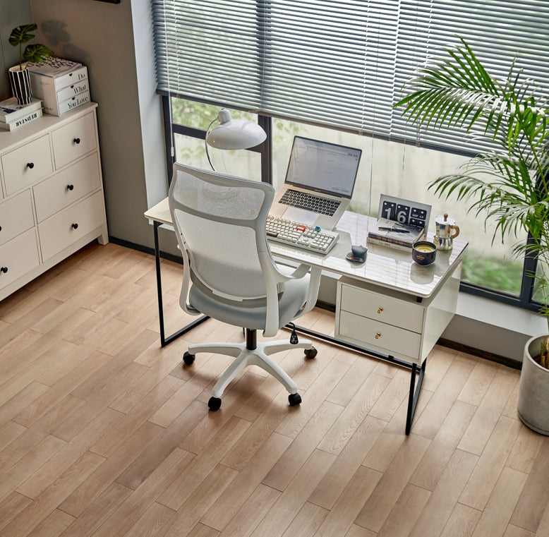 Adjustable Mesh Office Chair with Lumbar Support and Headrest